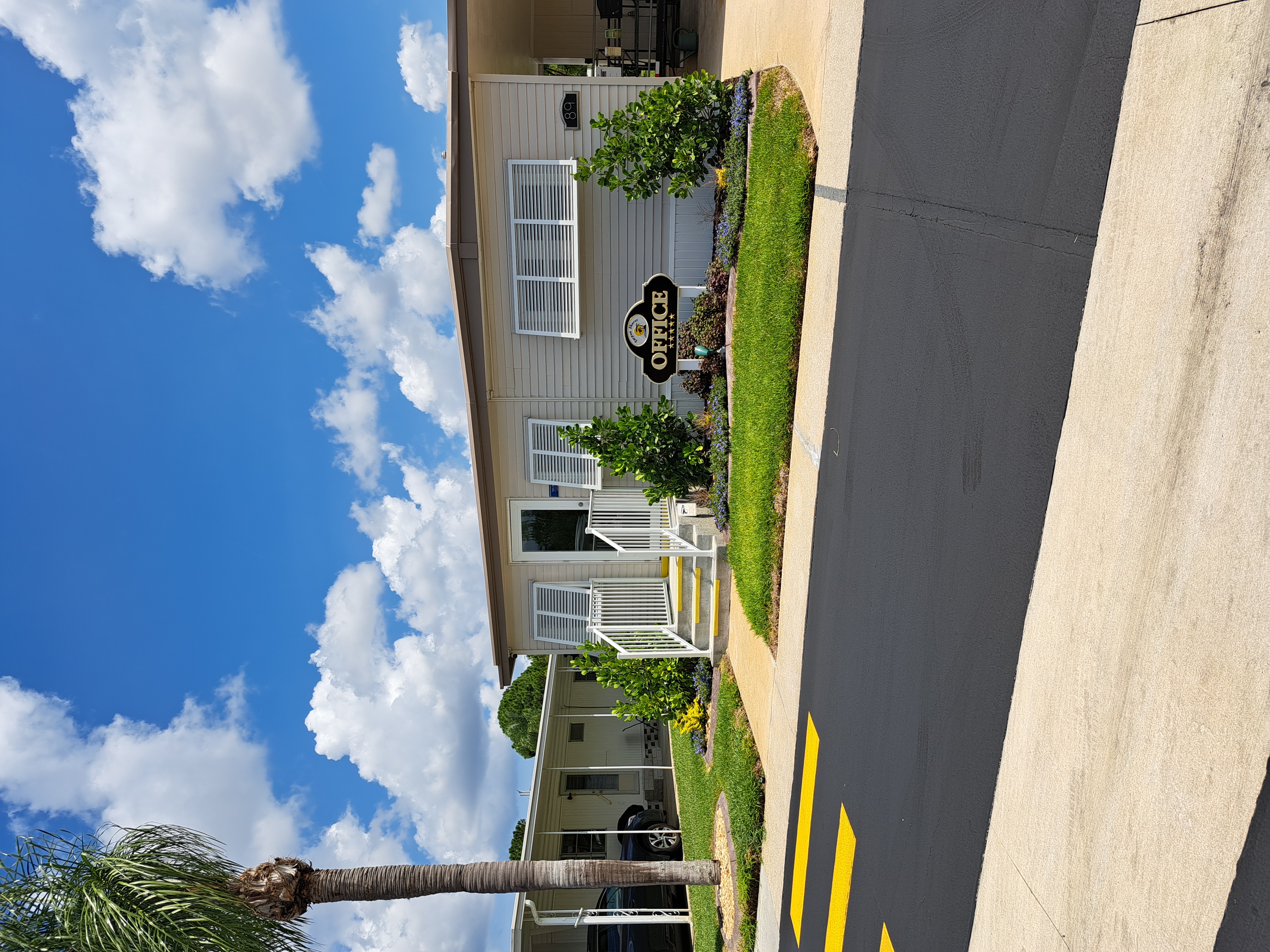 Tarpon Shores Park Office